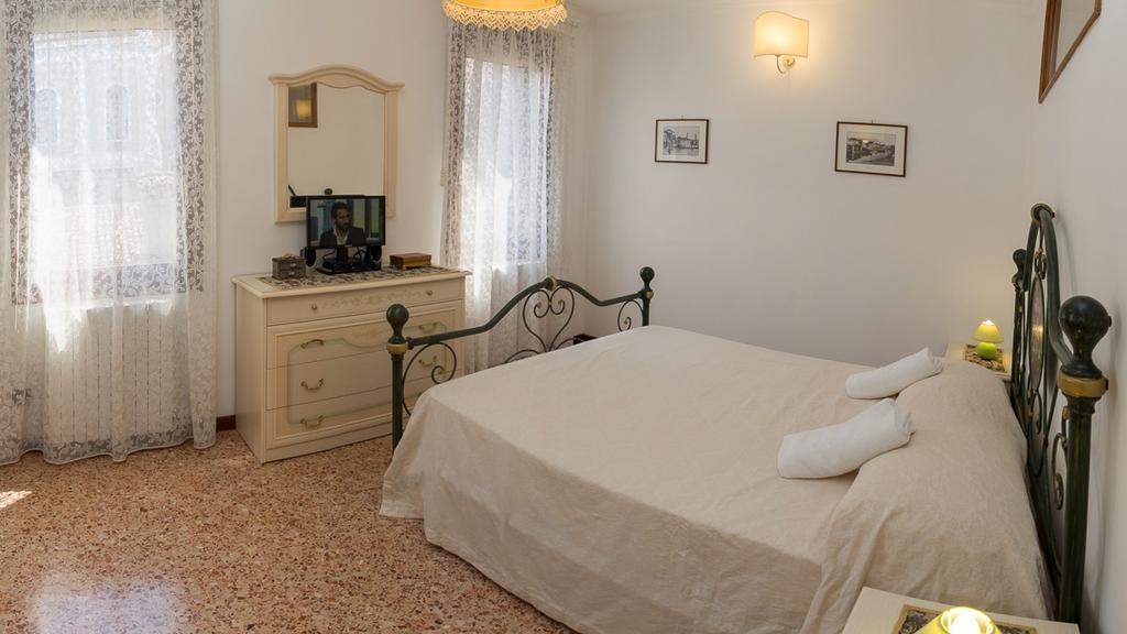 Casa San Giovanni E Paolo Венеция Экстерьер фото