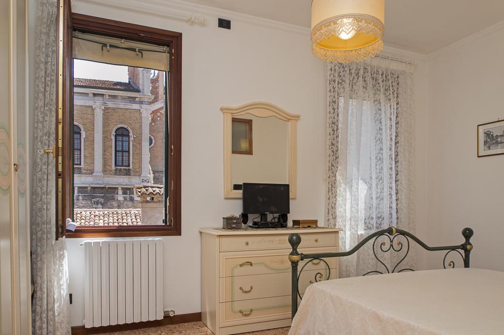 Casa San Giovanni E Paolo Венеция Экстерьер фото